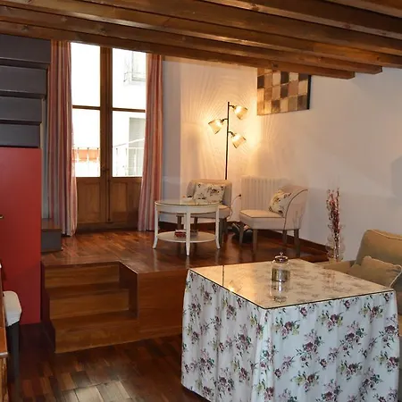 Apartment Nuncio Viejo