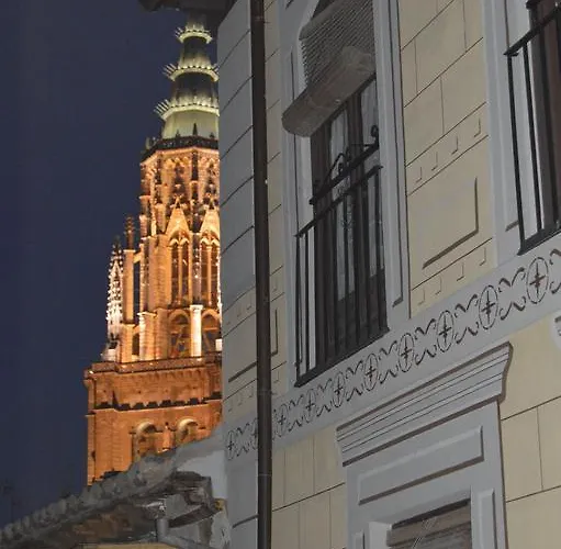 Nuncio Viejo Appartement *